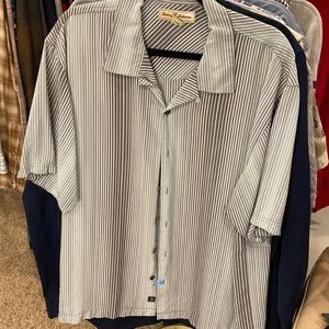 Tommy Bahama Button Up XL